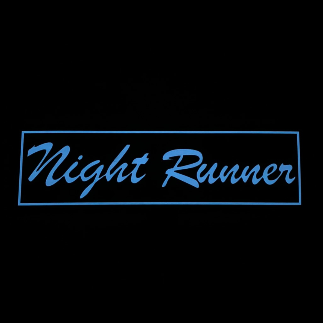 Naklejka LED Night Runner - Panel na szybę samochodu - obrazek 2