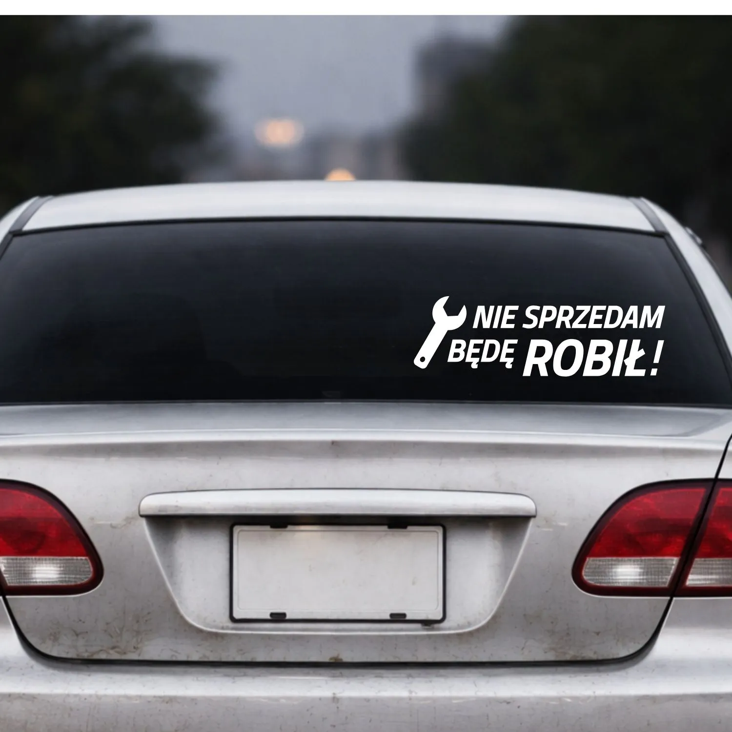 Naklejka na samochód NIE SPRZEDAM BĘDĘ ROBIŁ – motoryzacyjny napis - obrazek 2